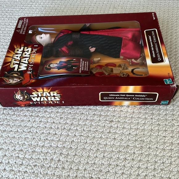 NIB Ultimate Hair Queen Amidala doll from Star Wars Episode 1 - Picture 4 of 7